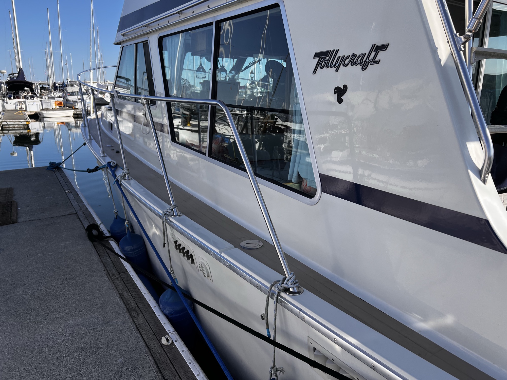 Tollycraft cruiser at the marina after a Spokane buff and polish